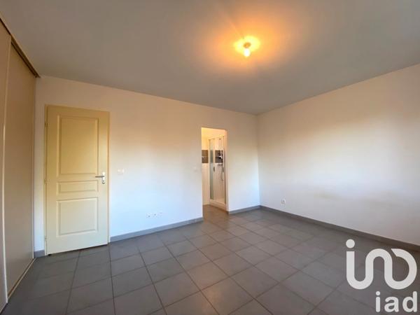 Maison traditionnelle 7 pièces de 171 m² à Grans (13450)