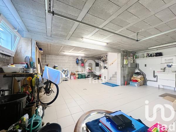 Maison à vendre 4 pièces 90 m² Quintal