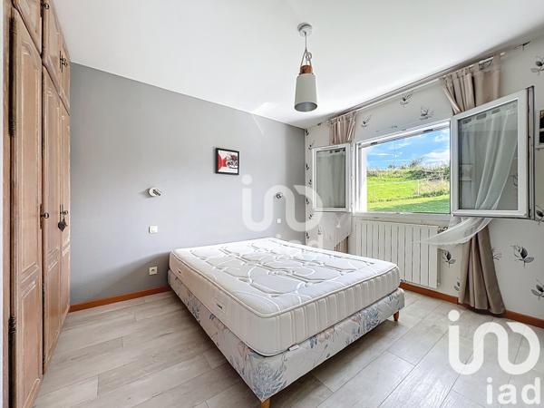 Maison à vendre 4 pièces 90 m² Quintal