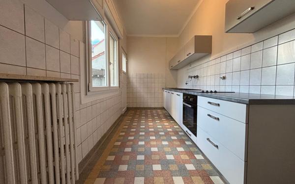 Maison à vendre    5 pièces • 145 m2 Yutz