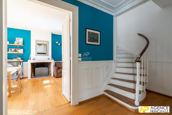 Maison 6 pièces à vendre à Maisons-Laffitte Centre Ville - Proche Gare et RER €1 090 000 ** - Référence 13357
