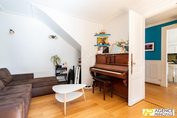 Maison 6 pièces à vendre à Maisons-Laffitte Centre Ville - Proche Gare et RER €1 090 000 ** - Référence 13357