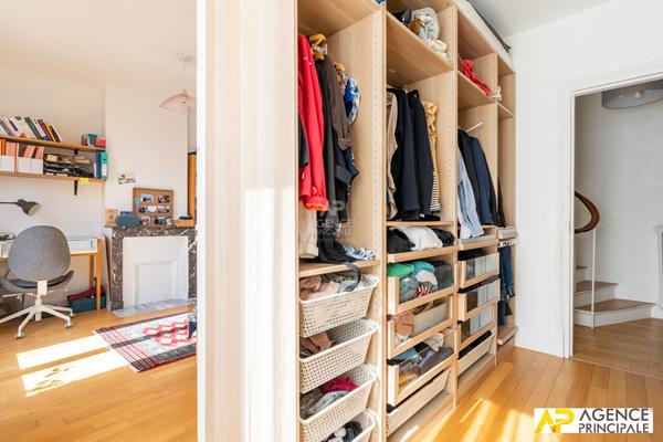 Maison 6 pièces à vendre à Maisons-Laffitte Centre Ville - Proche Gare et RER €1 090 000 ** - Référence 13357