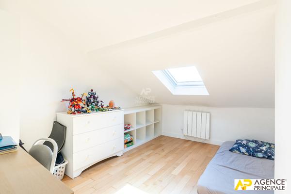 Maison 6 pièces à vendre à Maisons-Laffitte Centre Ville - Proche Gare et RER €1 090 000 ** - Référence 13357