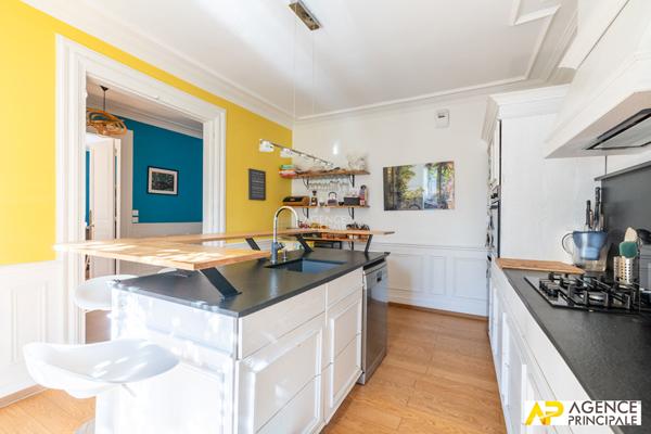 Maison 6 pièces à vendre à Maisons-Laffitte Centre Ville - Proche Gare et RER €1 090 000 ** - Référence 13357