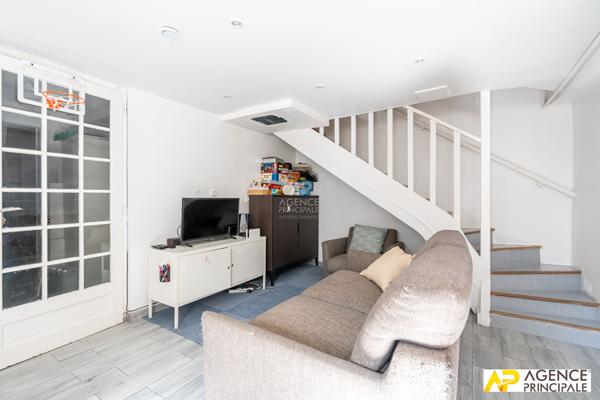 Maison 6 pièces à vendre à Maisons-Laffitte Centre Ville - Proche Gare et RER €1 090 000 ** - Référence 13357