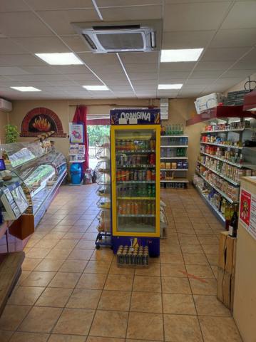 Saint-Laurent-de-Cerdans (66) , à vendre FDC Boulangerie - Pâtisserie - snaking avec deux boutiques