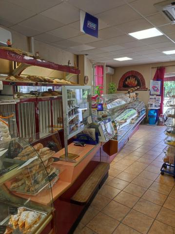 Saint-Laurent-de-Cerdans (66) , à vendre FDC Boulangerie - Pâtisserie - snaking avec deux boutiques