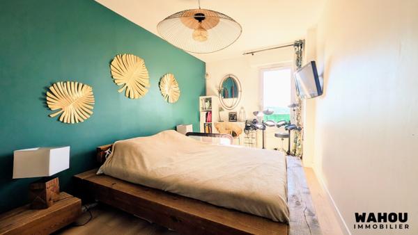 Grasse (06130) Superbe 3 P (71 m²) rénové avec terrasse, vue dégagée - Piscine