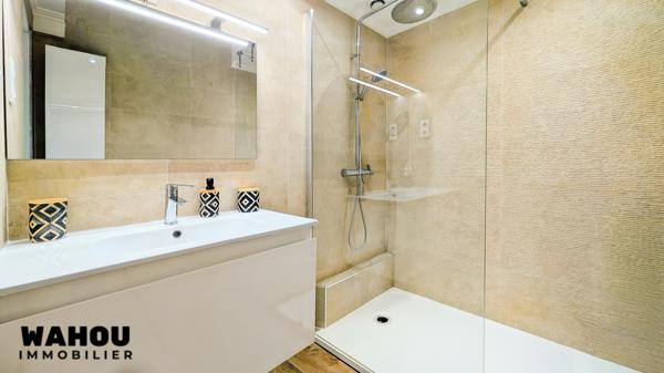 Grasse (06130) Superbe 3 P (71 m²) rénové avec terrasse, vue dégagée - Piscine