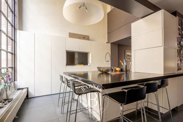 Courbevoie, Maison 7 Chambres -  258 m² à vendre