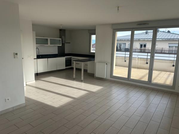 Appartement Ferney Voltaire 3 pièce(s) 84.43 m2