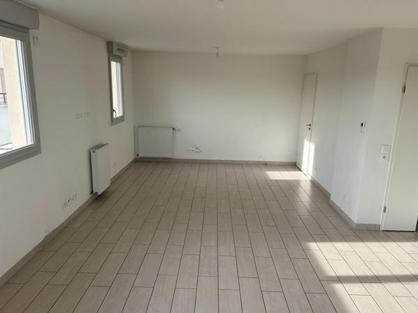 Appartement Ferney Voltaire 3 pièce(s) 84.43 m2