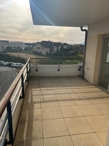 Appartement Ferney Voltaire 3 pièce(s) 84.43 m2