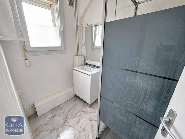 Appartement à louer 3 pièces 53m² Saint-Quentin (02100)