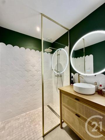 Maison à vendre  4 pièces - 142 m 2   L HOUMEAU  - 17