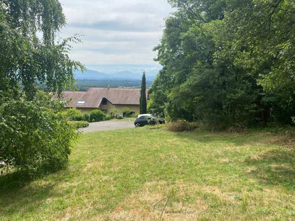Terrain à vendre à Crozet 01170