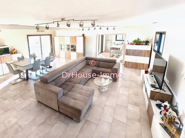 Maison à vendre 7 pièces de 200 m²