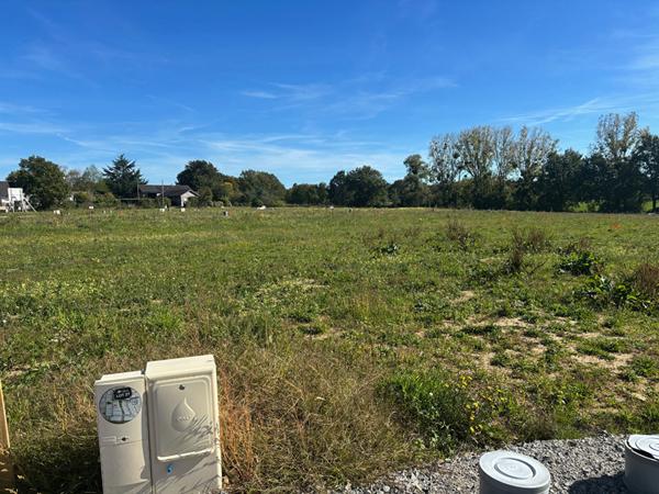 Terrain à bâtir viabilisé bourg de SAINT MARS DU DESERT "LA HAUTE NOË"