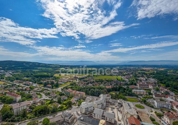 Maison à vendre 10 pièces GEX (01)