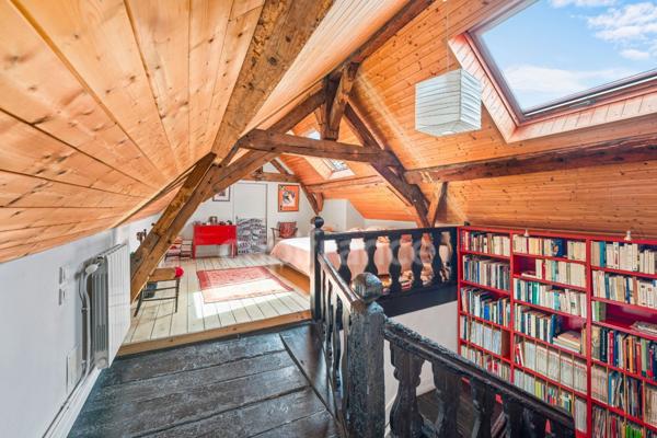 Maison à vendre 10 pièces GEX (01)