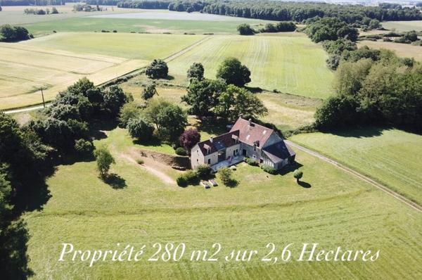 À vendre - Maison ancienne, 9 pièces située à Villedieu-le-Château (41800)
