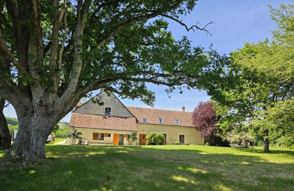 À vendre - Maison ancienne, 9 pièces située à Villedieu-le-Château (41800)