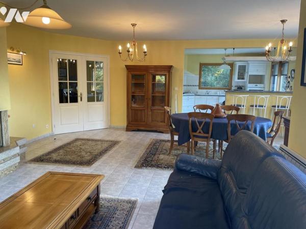 Maison avec piscine à Gourin