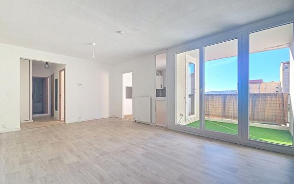 Appartement à vendre    4 pièces • 70,46 m2 Carros