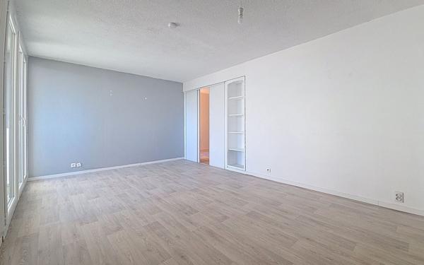 Appartement à vendre    4 pièces • 70,46 m2 Carros