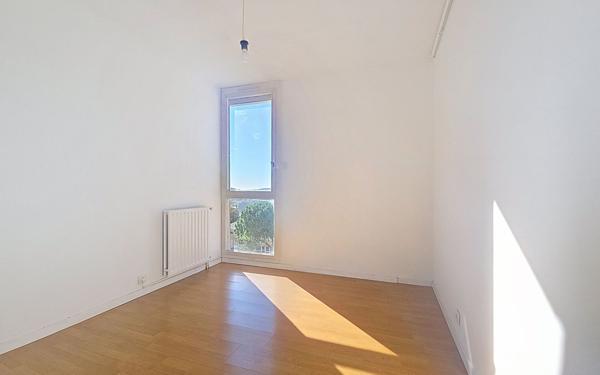 Appartement à vendre    4 pièces • 70,46 m2 Carros