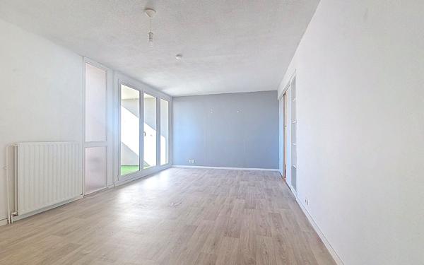 Appartement à vendre    4 pièces • 70,46 m2 Carros