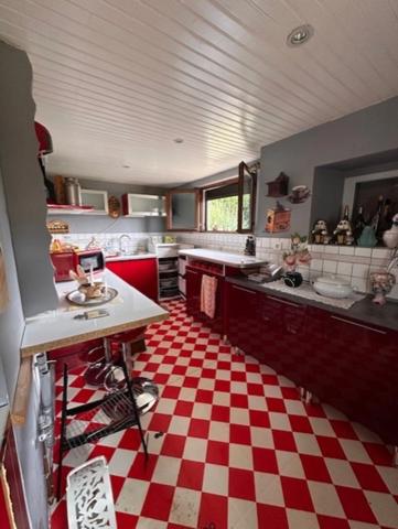 PERRIGNY SUR L OGNON MAISON ANCIENNE DE 127 M2 SUR 898 M2 DE TERRAIN