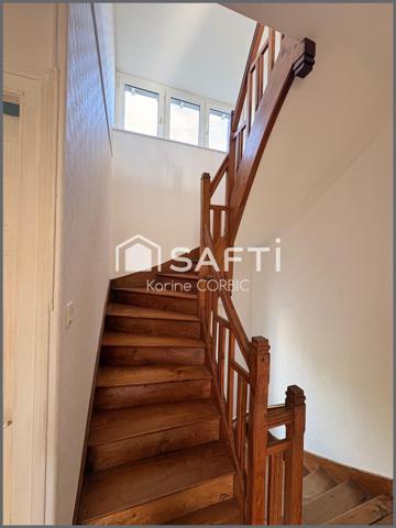 SAINT MICHEL, 4 niveaux spacieux , sous sol de 80m2 à aménager pour acces direct au jardin.