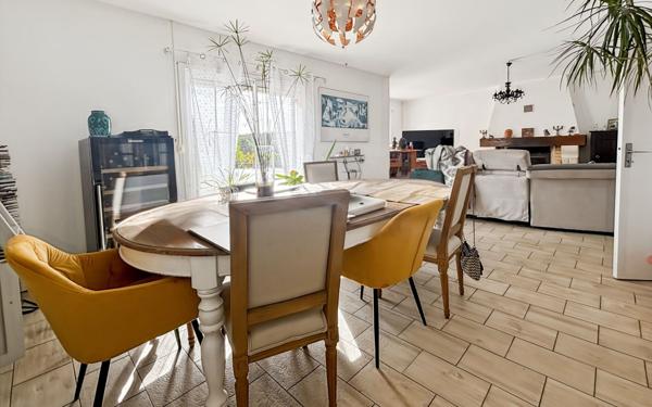 Maison à vendre    6 pièces •  Breuilh