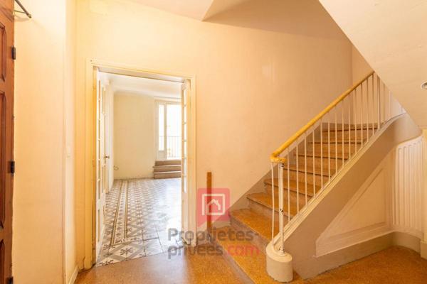 A SAISIR - Maison de village 6 pièce(s) 115 m2 avec garage de 75m2 et place de parking