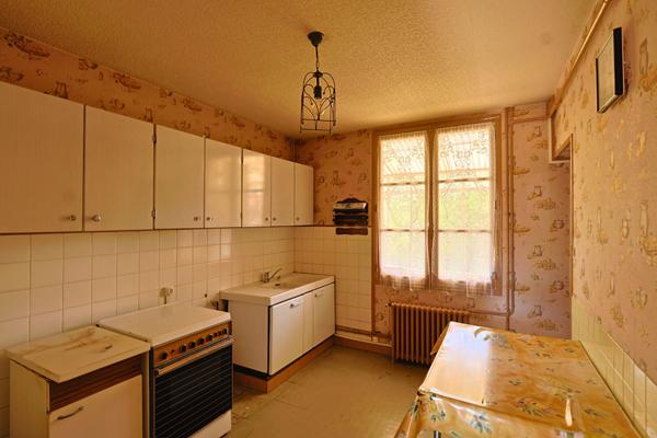 Maison avec garage Varennes-Vauzelles 3 chambres proche ecoles et commerces 5 minutes de Nevers