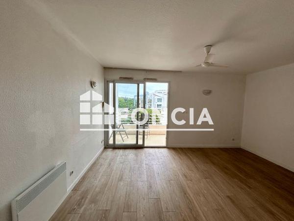 Location Appartement 3 pièces 38.58 m² - 4 RUE DE LA SOLE La Rochelle 17000
