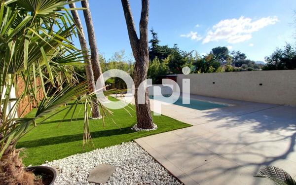 Maison à vendre    5 pièces • 104,98 m2 Marseille 10