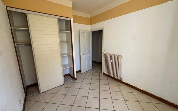 Appartement à vendre    3 pièces • 74,56 m2 Saint-Jean-d'Arvey