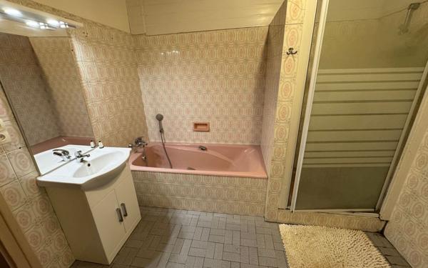 Appartement à vendre    3 pièces • 74,56 m2 Saint-Jean-d'Arvey