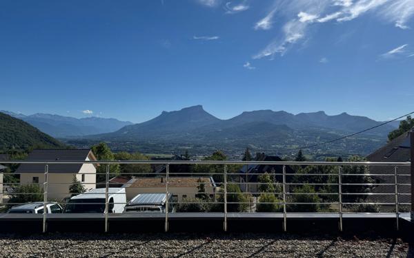 Appartement à vendre    3 pièces • 74,56 m2 Saint-Jean-d'Arvey