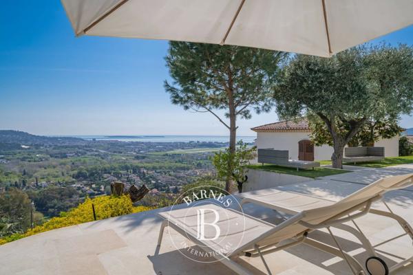 Mandelieu-la-Napoule, Villa 5 Chambres -  204 m² à vendre