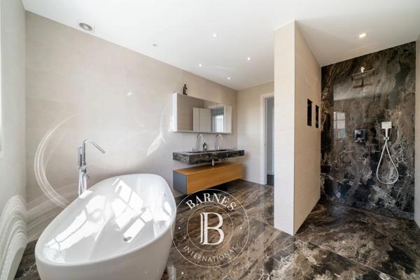 Mandelieu-la-Napoule, Villa 5 Chambres -  204 m² à vendre