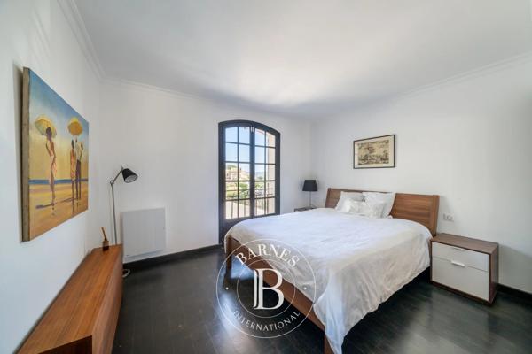 Mandelieu-la-Napoule, Villa 5 Chambres -  204 m² à vendre