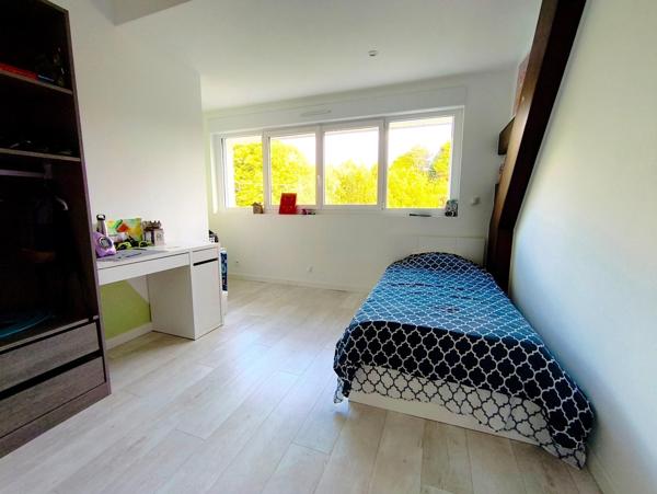 Maison traditionnelle aux beaux volumes et entièrement rénovée