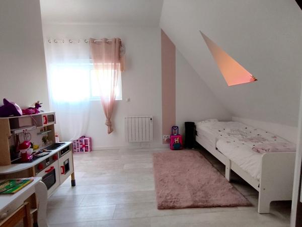 Maison traditionnelle aux beaux volumes et entièrement rénovée