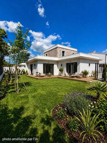 Vente                                                      Maison neuve
                        
                     4 pièces                      125 m2                     à Pourrières