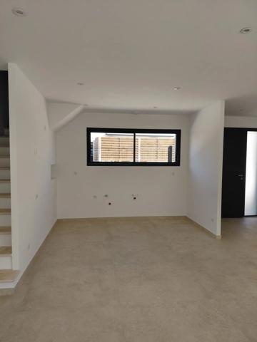 Vente                                                      Maison neuve
                        
                     4 pièces                      125 m2                     à Pourrières