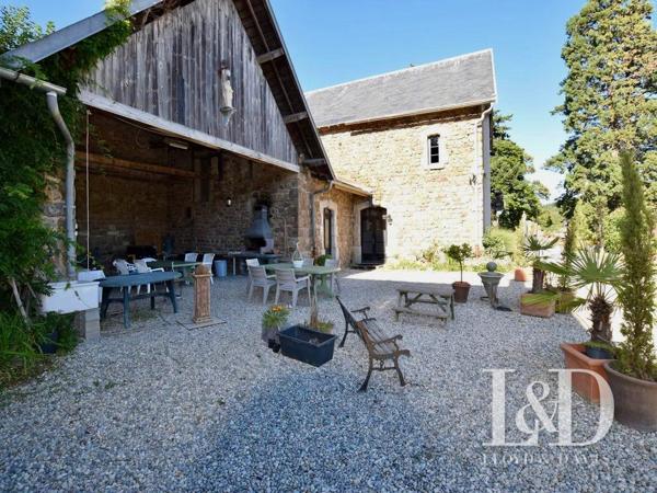 Château authentique en Ardèche : Charme, Nature et Potentiel